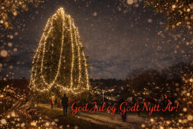 Kan være et bilde av belysning, juletre og tekst som sier 'God Jul og Godt Nytt Ar!'